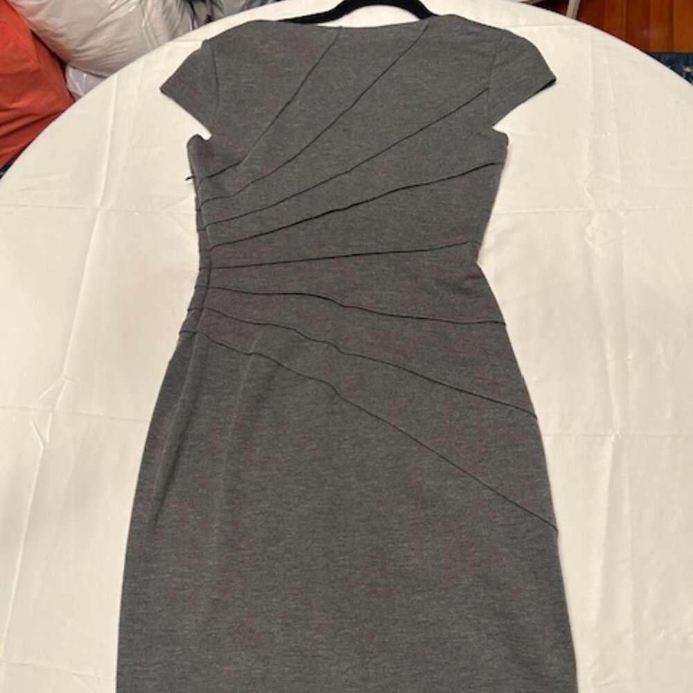 London Times beautiful grey dress - sz 4
